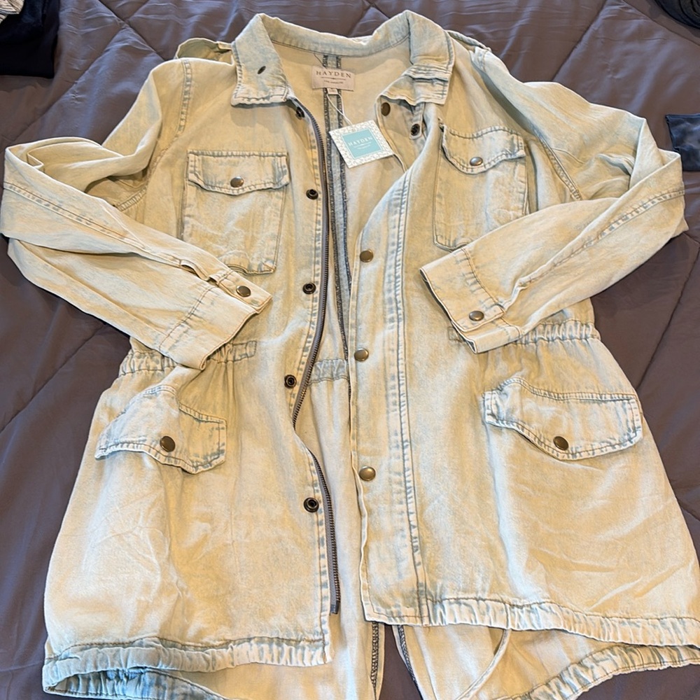 NWT. Denim trench coat. Medium